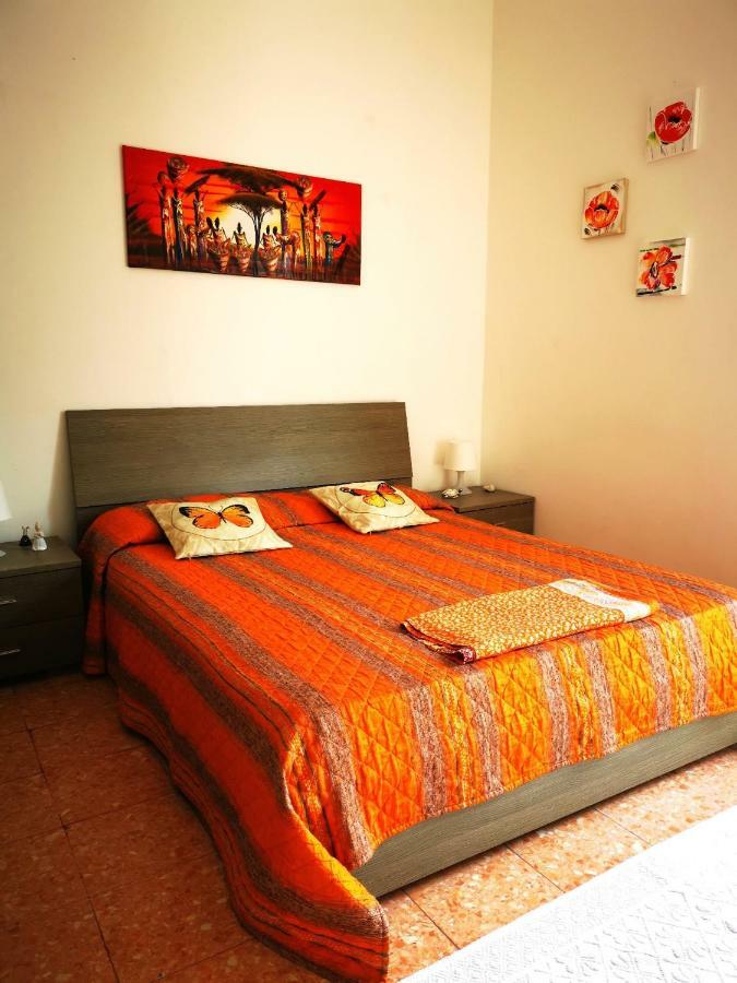 Tenente Amendola 2 Apartamento Lípara