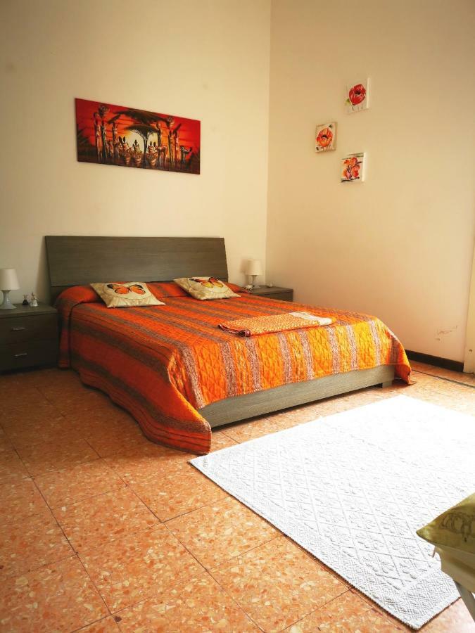 Apartment Tenente Amendola 2 *